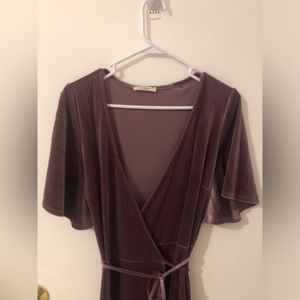 NWT Promesa Maxi Wrap Dress Flutter Sleeve Dark Pink Velvet V Neck Party Prom M - Picture 3 of 10